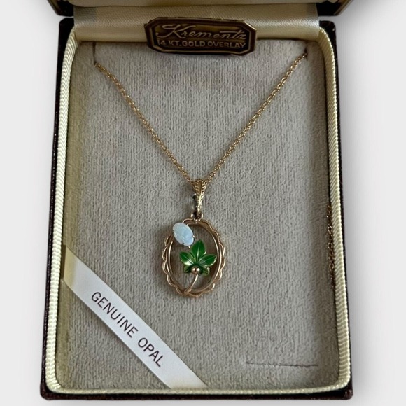 Vintage Krementz 70s 14 KT Gold Overlay Genuine Opal Green Leaf Pendent Necklace - Picture 2 of 12